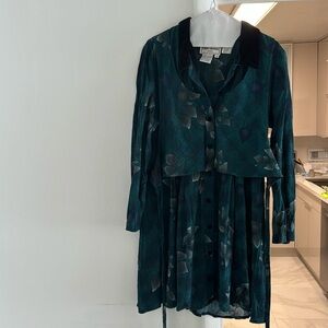 Karin Steven’s mini dress